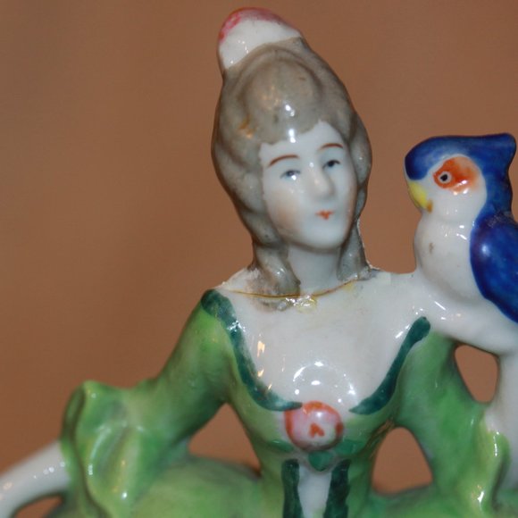 ANTIQUE POWDER JAR VICTORIAN LADY HALF DOLL  ART DECO PORCELAIN TRINKET BOX - Picture 5 of 5